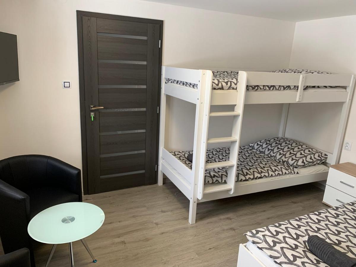 Apartman U Drahotu Pernink Buitenkant foto
