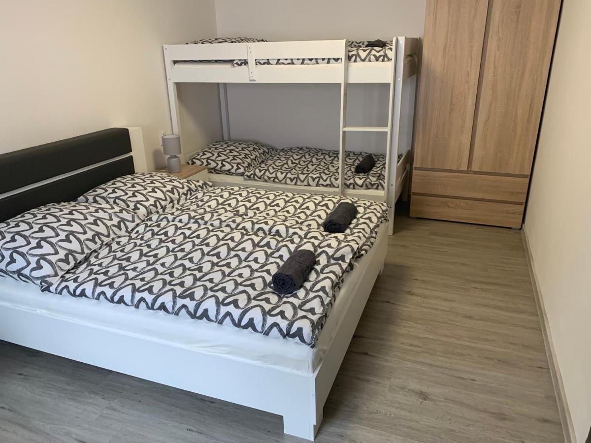 Apartman U Drahotu Pernink Buitenkant foto